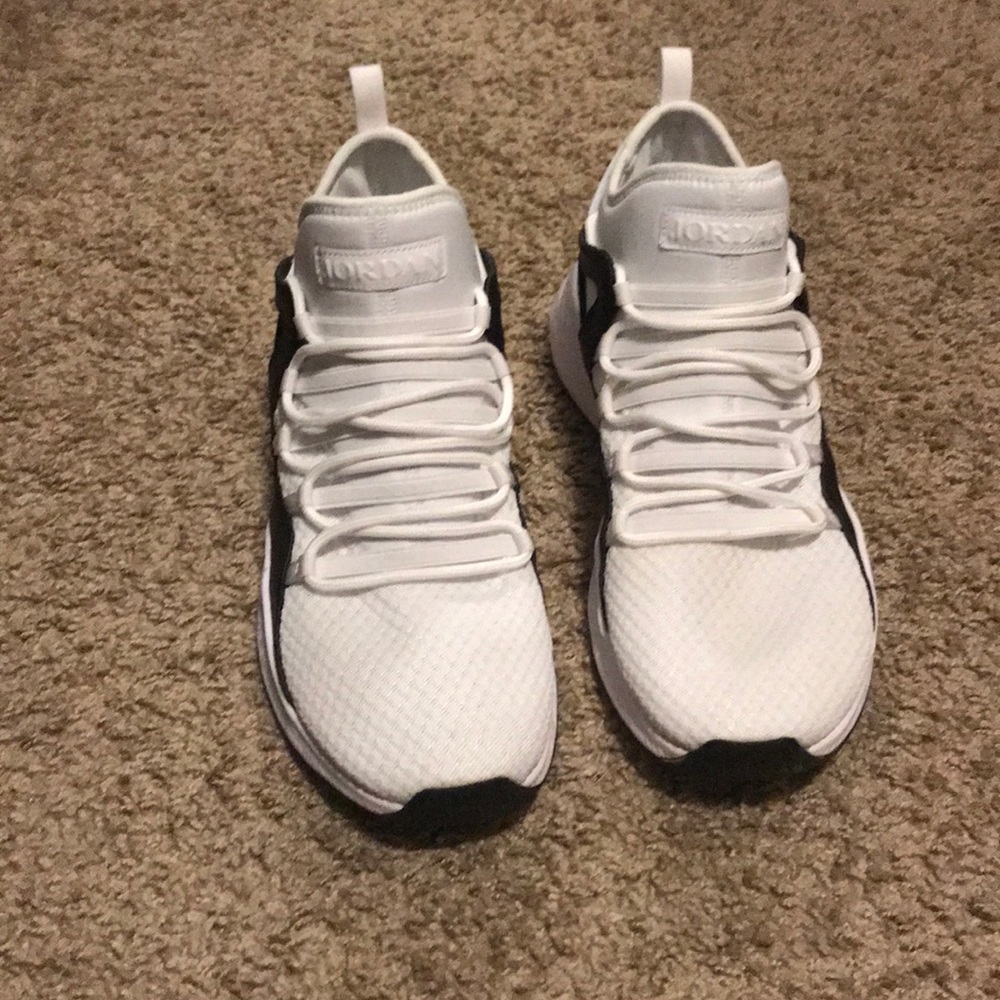 Air Jordan Formula 23 Men’s Basketball trainers